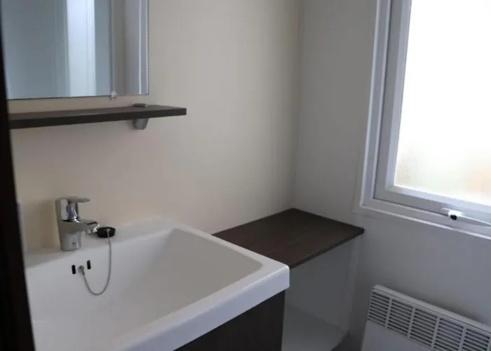 مكان تخييم Mh 395 3 Et 1 Salle De Bain Dans 4 Etoiles