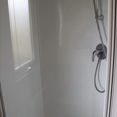 Kemp Mh 395 3 Et 1 Salle De Bain Dans 4 Etoiles *