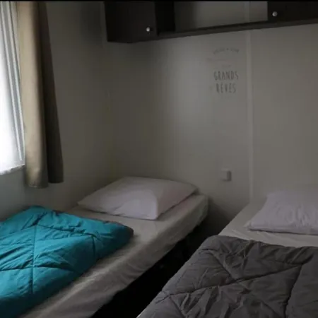 Kemp Mh 395 3 Et 1 Salle De Bain Dans 4 Etoiles